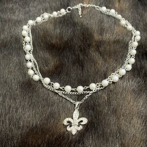 Elegant Silver and Pearl Fleur-de-Lis Necklace